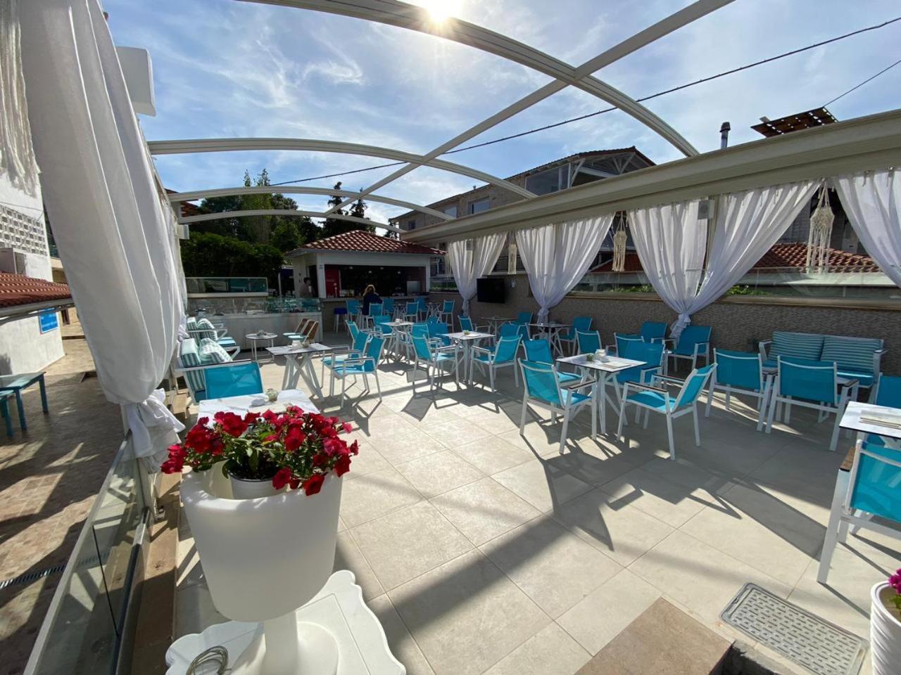 Angelina Hotel Ormos Panagias Bagian luar foto